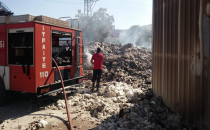 Urfa'da fabrika yangını