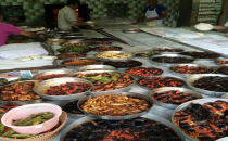 Urfa'da fırıncıların tepsi çilesi devam ediyor