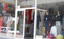 Urfa'da giyim esnafı dertli