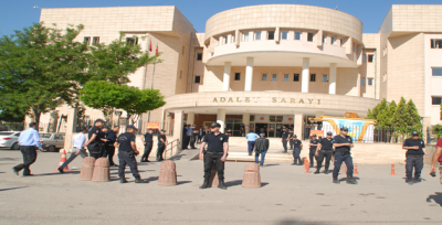 Urfa'da gözaltına alınan 21 kişi adliyede