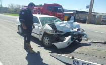 Urfa'da iki otomobil çarpıştı, 3 yaralı