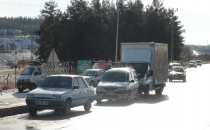 Urfa'da kar araçları yollarda bıraktı