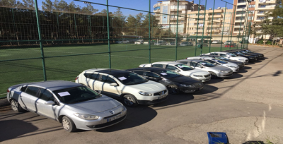 Urfa'da 'Lüks araba' çetesi kıskıvrak yakalandı