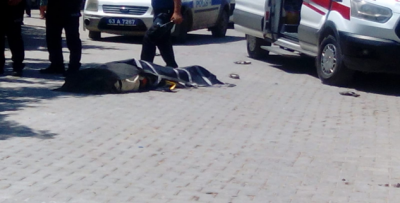 Urfa'da Minibüs Yayayı Çarpıp Kaçtı