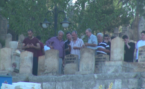 Urfa'da namazın ardından mezarlıklar ziyaret edildi