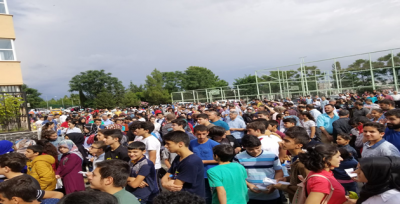 Urfa'da Öğrenci ve Ailelerin Sınav Heyecanı