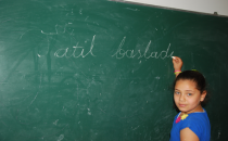 Urfa'da Öğrencilerin Karne Sevinci