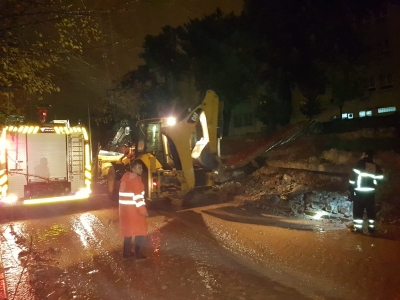 Urfa'da Okulun İstinat Duvarı Çöktü