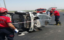 Urfa'da otomobil takla attı, 3 yaralı
