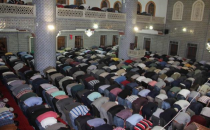 Urfa'da Regaip Kandili'nde Eller Dua İçin Açıldı