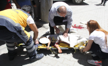 Urfa'da servis aracında altında kalan çocuk öldü