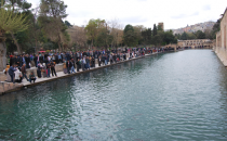 Urfa'da sınav öncesi türbe ziyareti