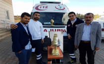 Urfalı altın ambulans ödülünü aldı