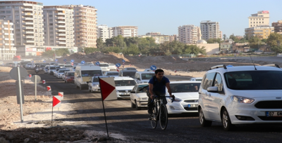 Urfa'nın Trafiğini Çözecek Yetkili Yok Mu!