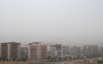 Urfa'yı toz bulutu kapladı