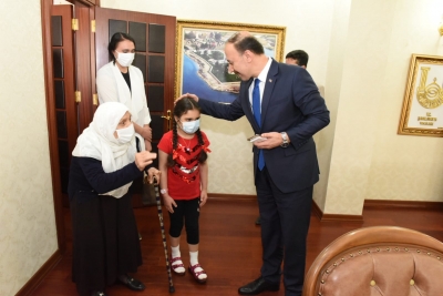 Vali Erin, 40 Yıllık Şehidin Ailesini Makamında Ağırladı