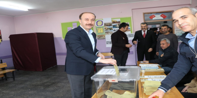 Vali Erin, Oyunu Kullandı