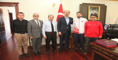 Vali Erin, Şampiyon Sporcuyu Kabul Etti