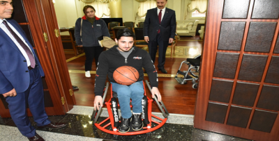 Vali Erin'e Yazdığı Mesajla Hayali Gerçek Oldu