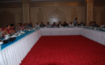 Vali Küçük, basın ile bir araya geldi