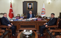 Vali Tuna'dan yatırımcılara destek