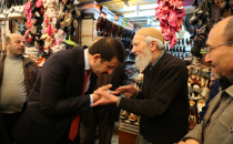 Vatandaşla Kucaklaşan Başkan