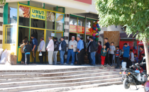 Vatandaşlar oyunu kullandıktan sonra soluğu fırında aldı