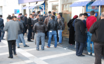 Vatandaşların banka çilesi