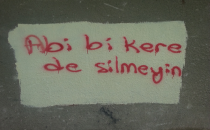 Yazının silinmemesi için not bıraktı