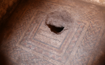 Yeni Kaya Mezarları Ve Mozaikler Bulundu