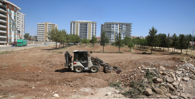 Yeni Parklarla Karşıyaka Güzelleşiyor