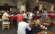 Yenişehir Gençlik Merkezi Gönüllüleri Gümrükhanı'nda Kitap Okudu