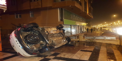 Yeşildirek Kavşağında Kaza: 2 Yaralı