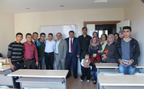 YGM'de gençlere yönelik seminerler devam ediyor