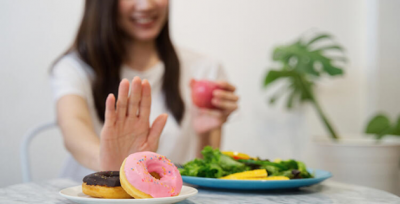 Yoğurdun içine keçiboynuzu...