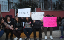 Yurt öğrencilerin yemek eylemi